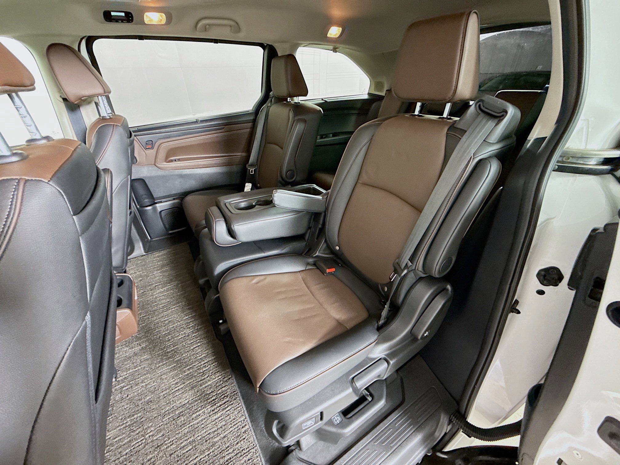 Certified 2026 Honda Odyssey Elite image 30