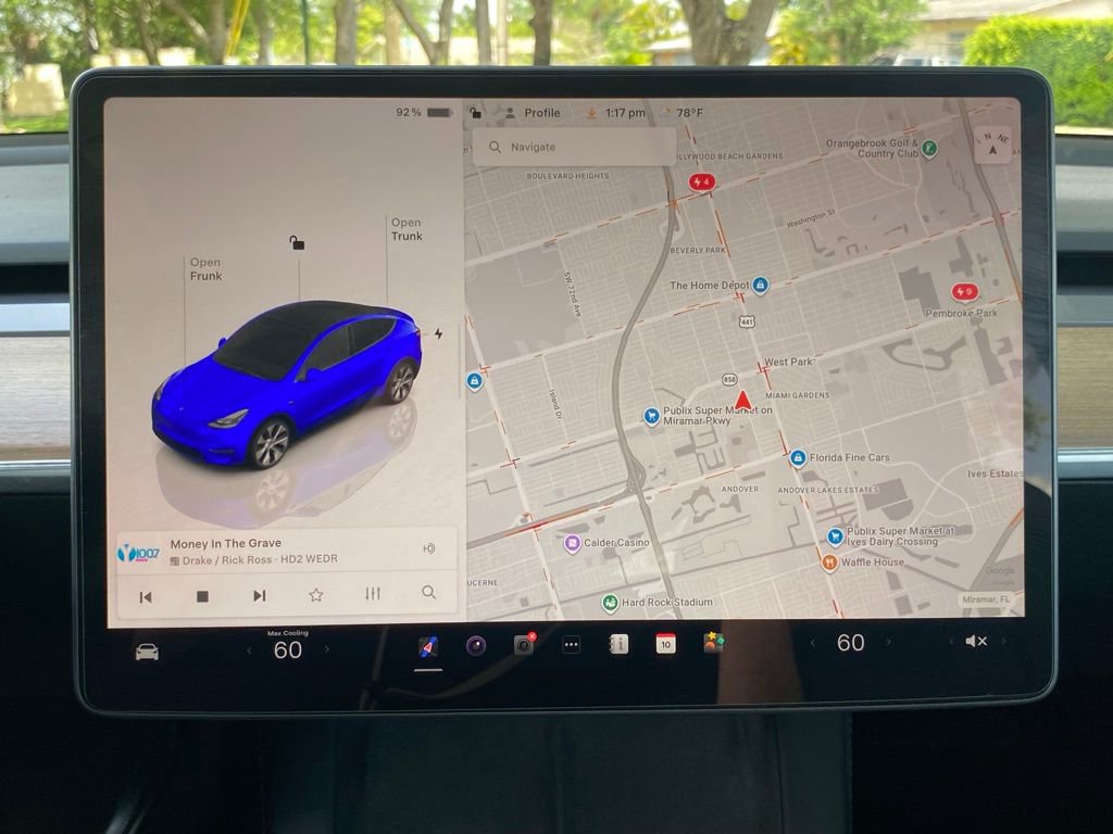 Used 2023 Tesla Model Y Long Range image 23