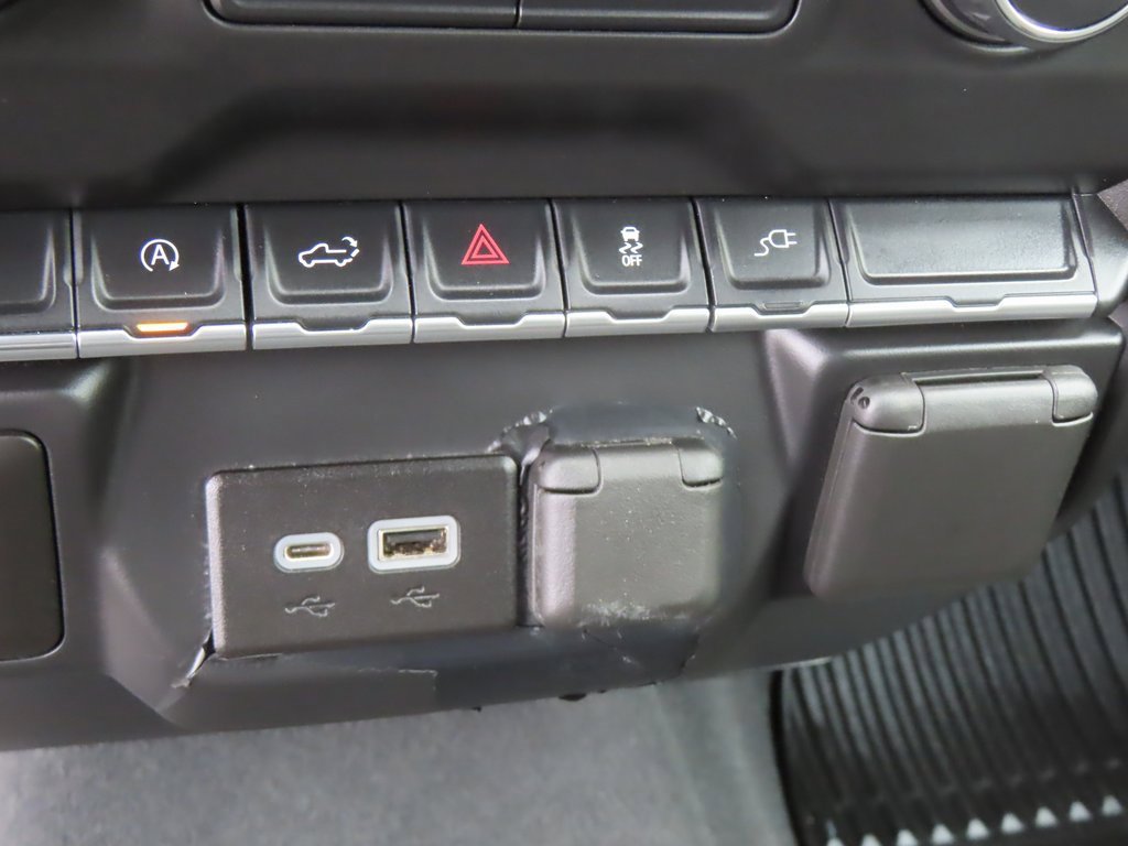 Used 2021 Chevrolet Silverado 1500 Custom image 6