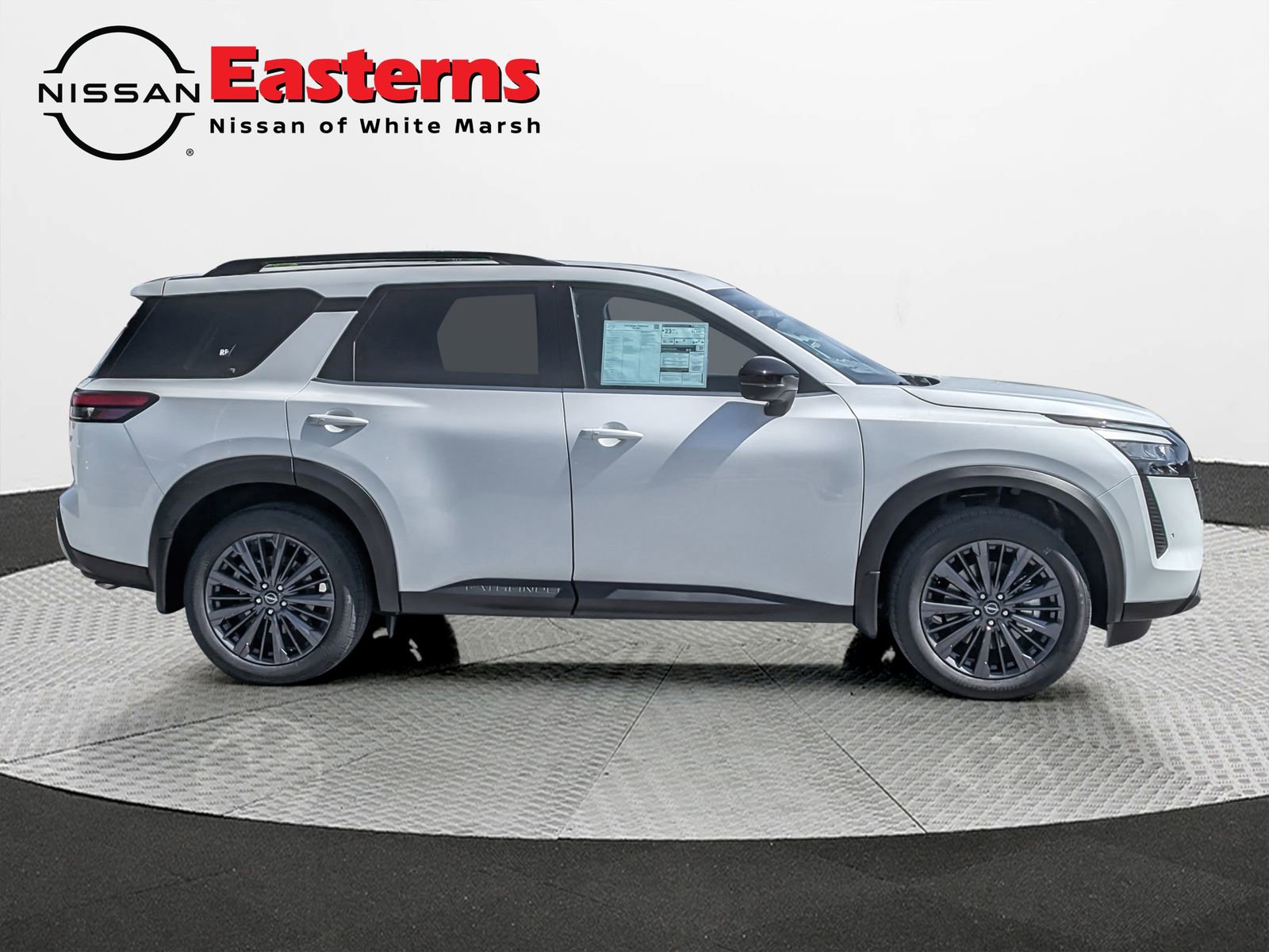 New 2026 Nissan Pathfinder SL AWD/4WD image 6