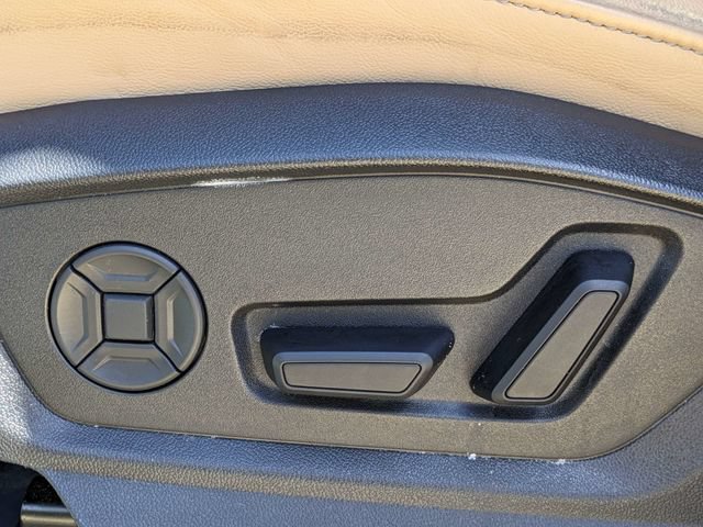 Used 2025 Audi Q7 2.0T Premium w/ Convenience Package AWD/4WD image 23