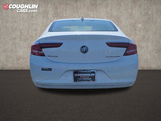 Used 2018 Buick LaCrosse Essence image 6