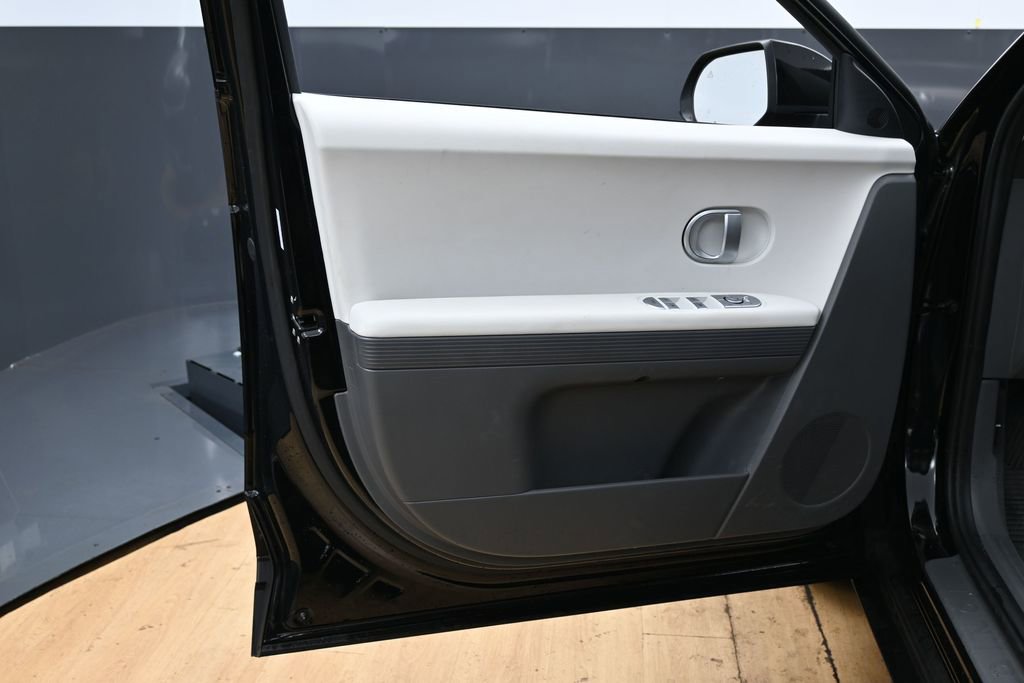 Used 2023 Hyundai Ioniq 5 SE w/ Cargo Package RWD image 39