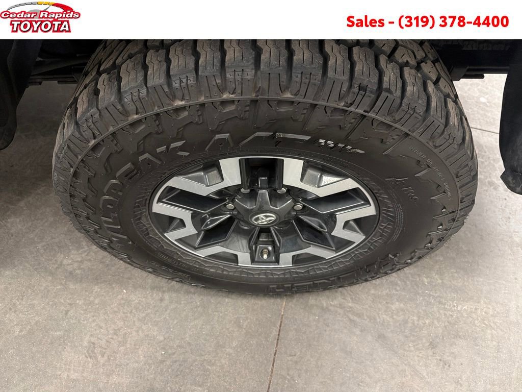 Certified 2020 Toyota Tacoma TRD Off-Road image 26