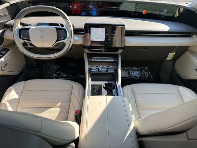 Used 2025 Lincoln Nautilus Reserve AWD/4WD image 15