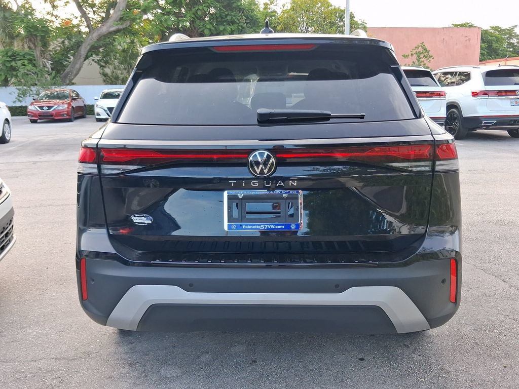 New 2026 Volkswagen Tiguan S FWD image 4