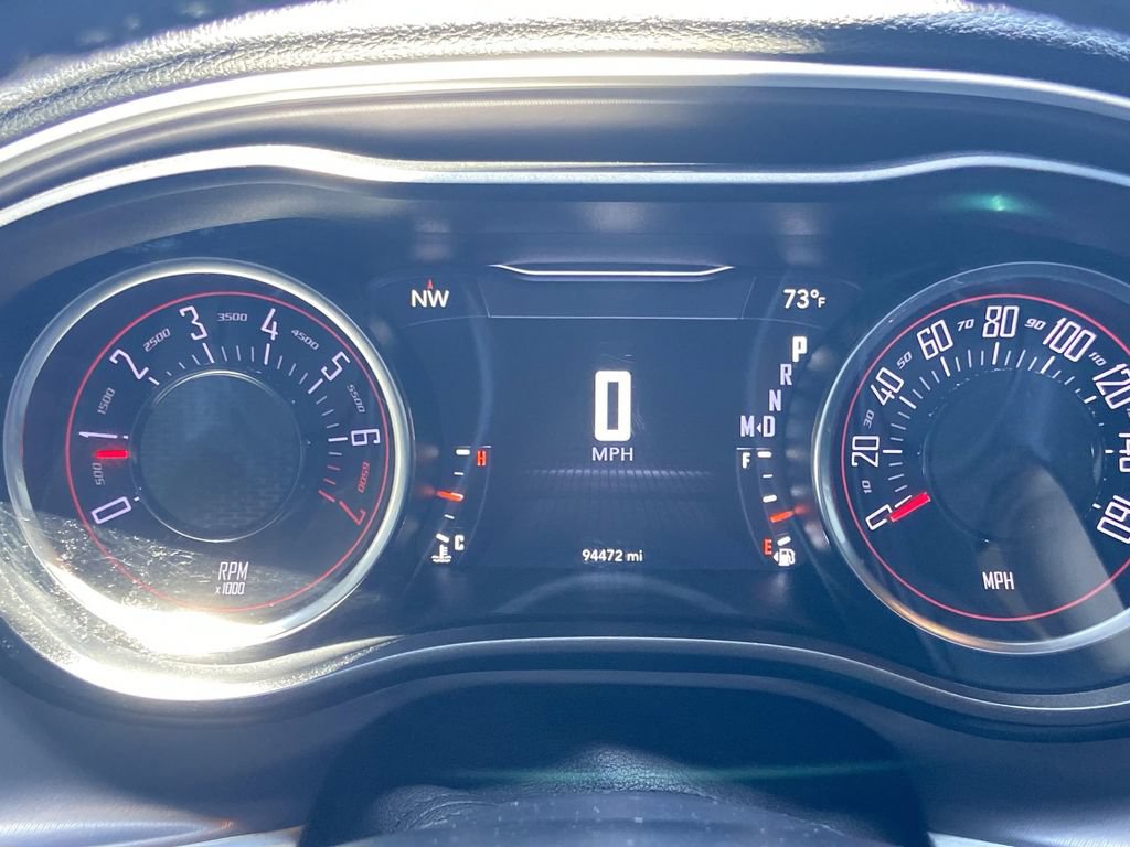 Used 2019 Dodge Challenger SXT RWD image 7