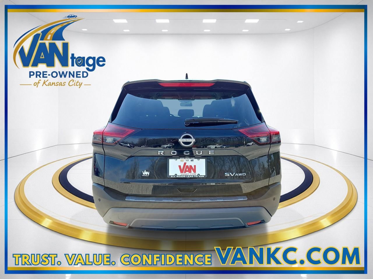 Used 2023 Nissan Rogue SV AWD/4WD image 7