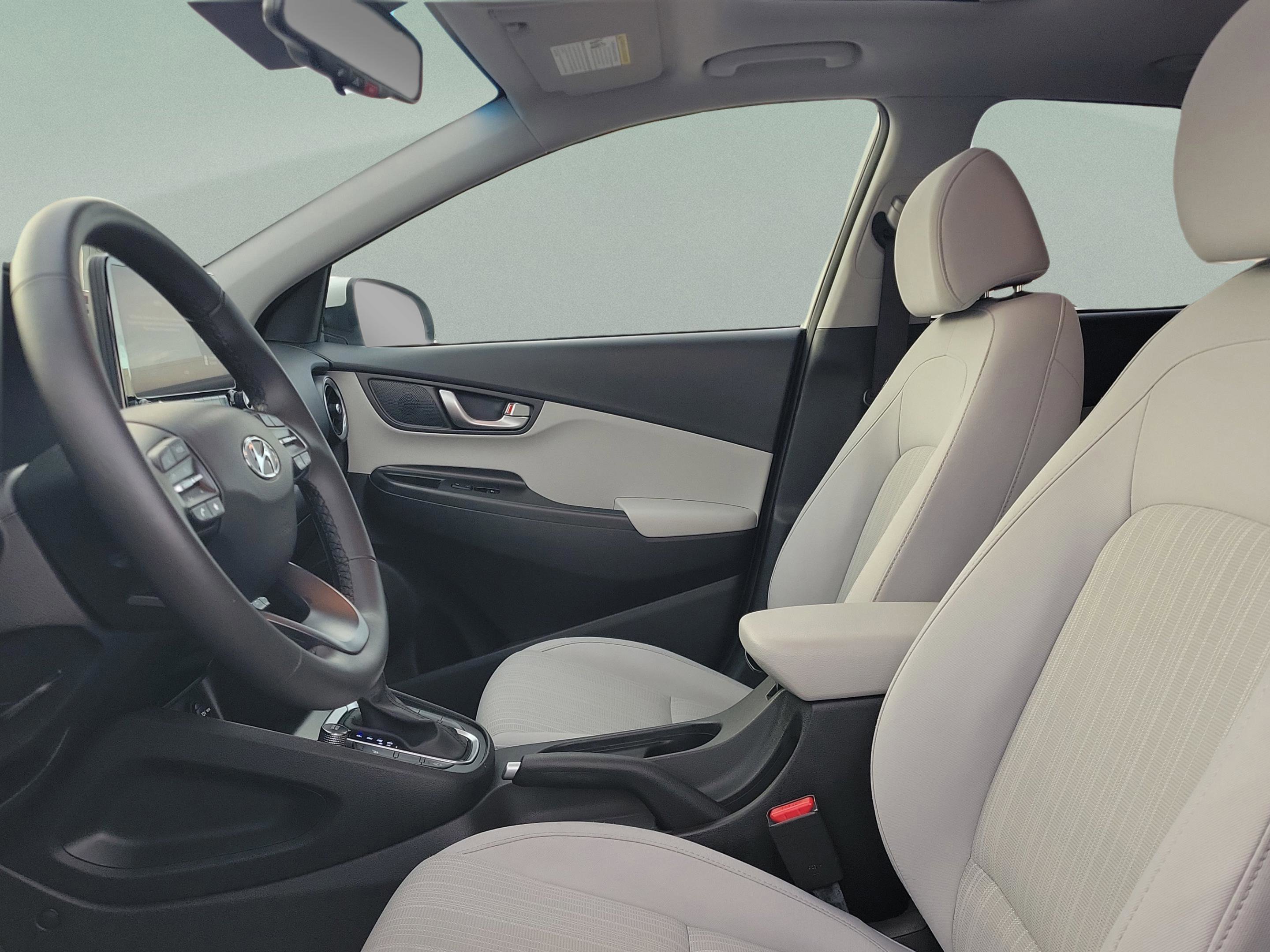 Certified 2023 Hyundai Kona SEL w/ Convenience Package image 21