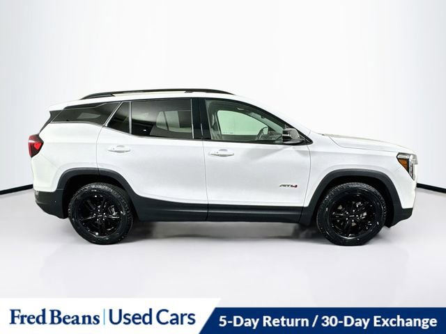 Used 2022 GMC Terrain AT4 AWD/4WD image 12