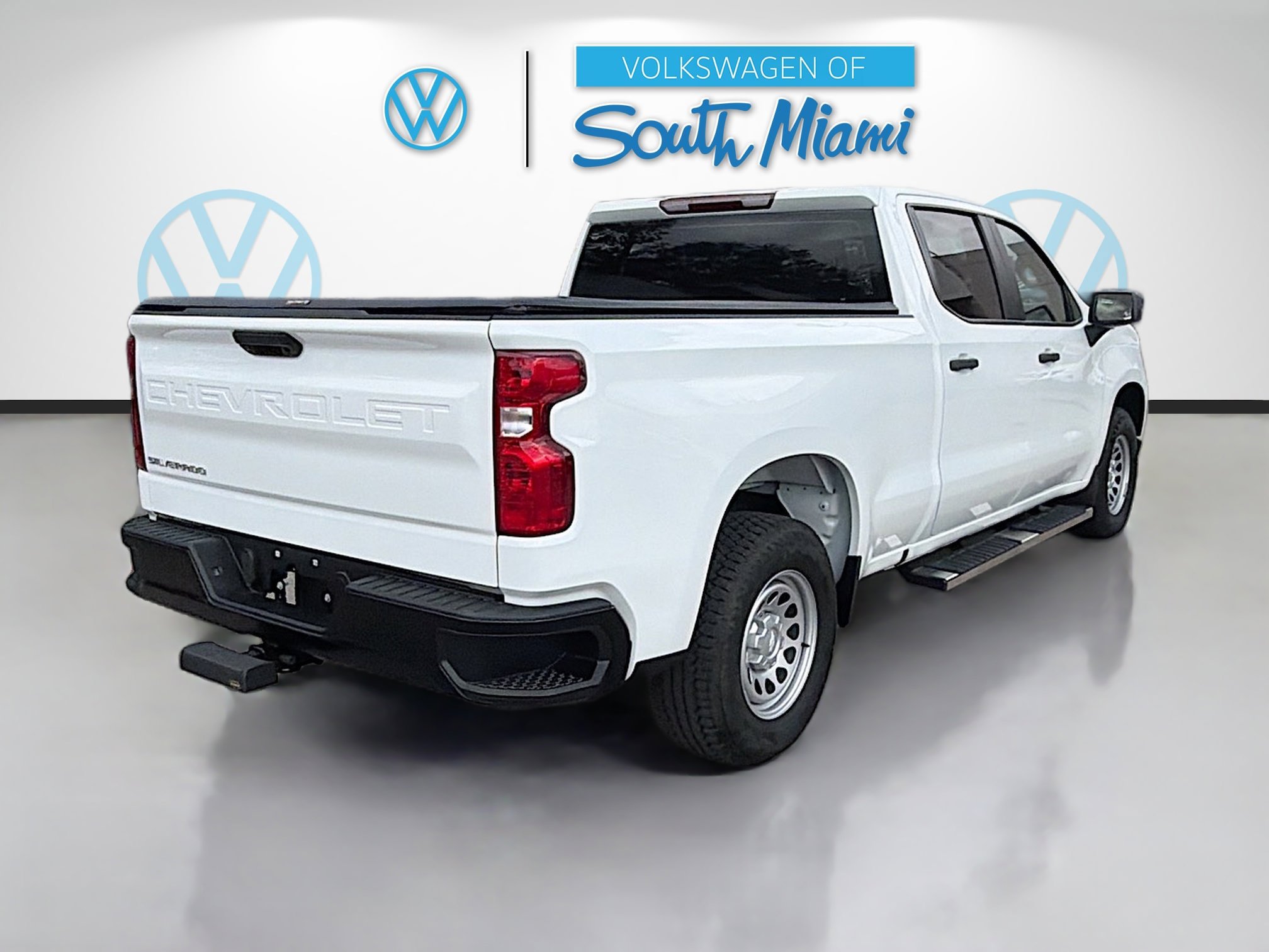 Used 2024 Chevrolet Silverado 1500 W/T w/ Z71 Off-Road Package image 7
