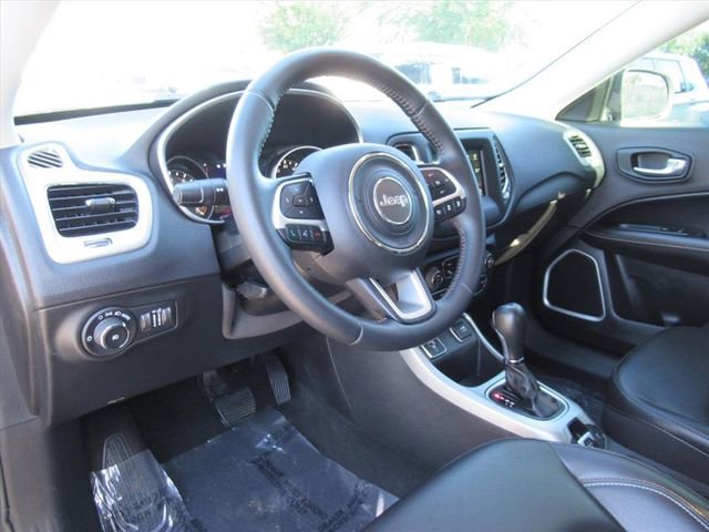 Used 2020 Jeep Compass Latitude image 17