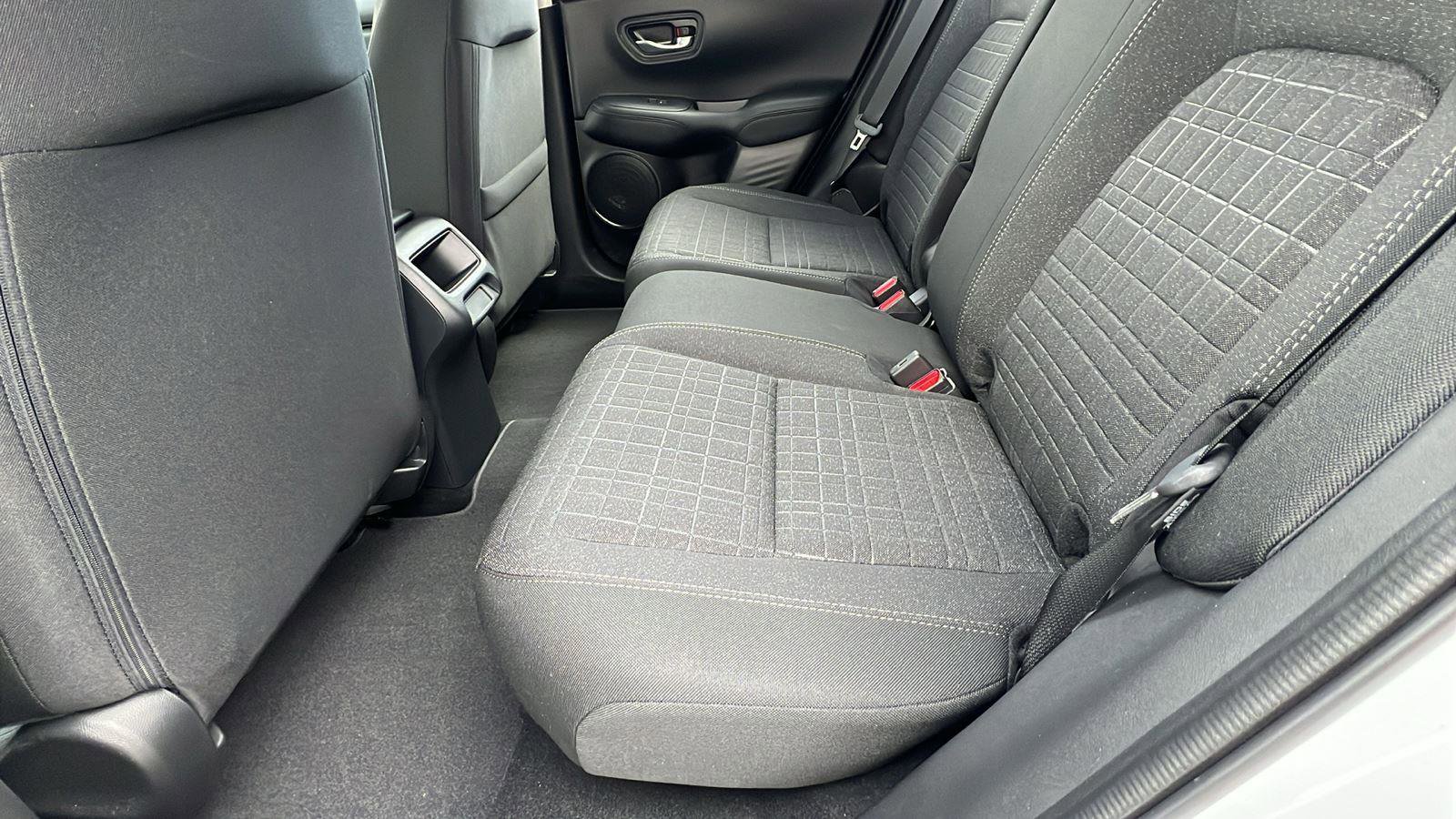 Certified 2025 Honda HR-V LX image 18