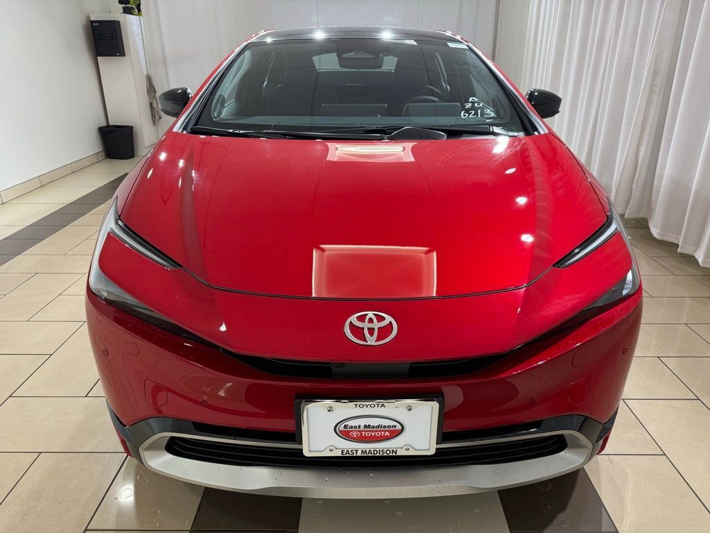 New 2026 Toyota Prius Plug-In Hybrid FWD image 8