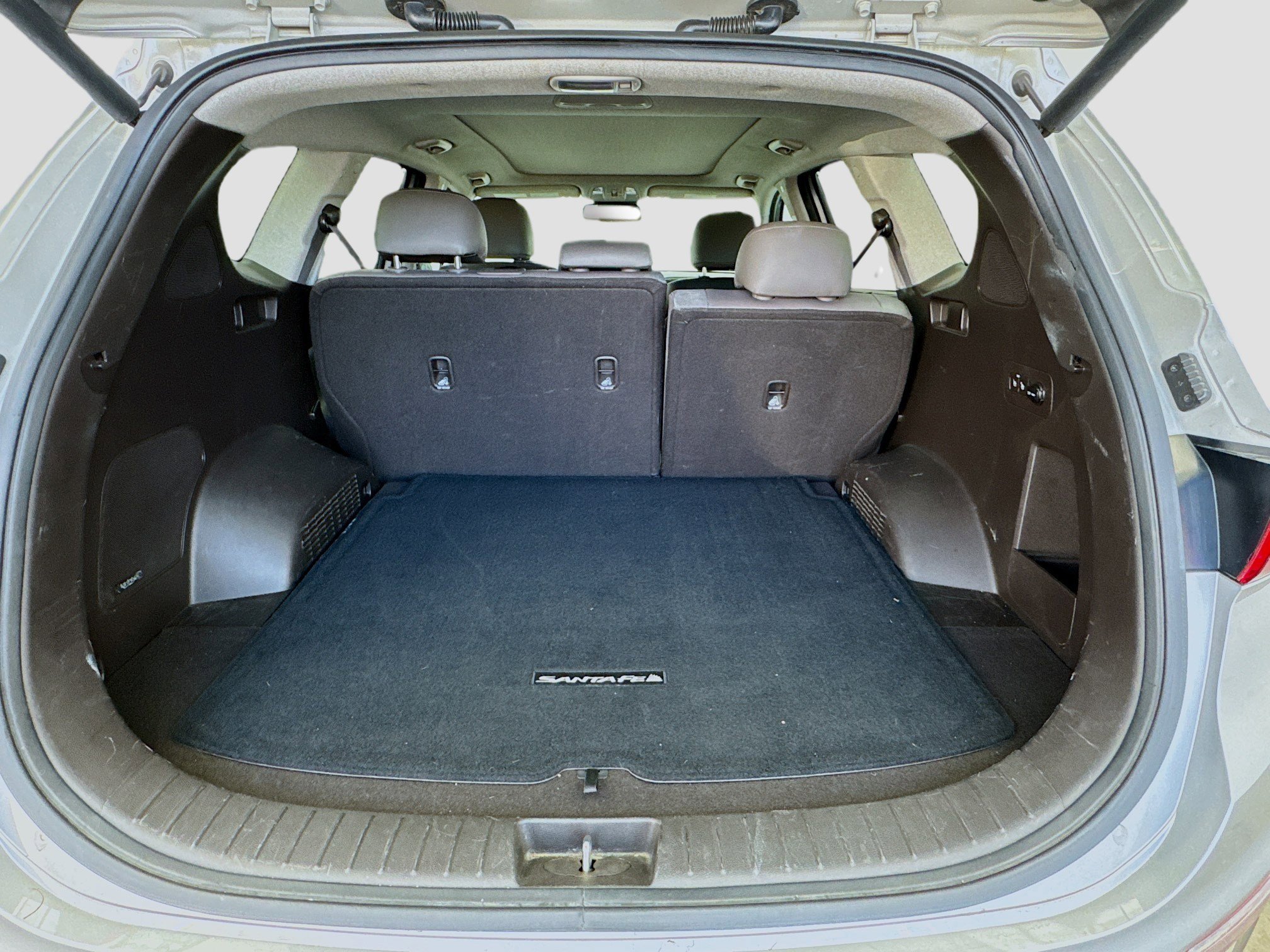 Used 2020 Hyundai Santa Fe Limited image 19