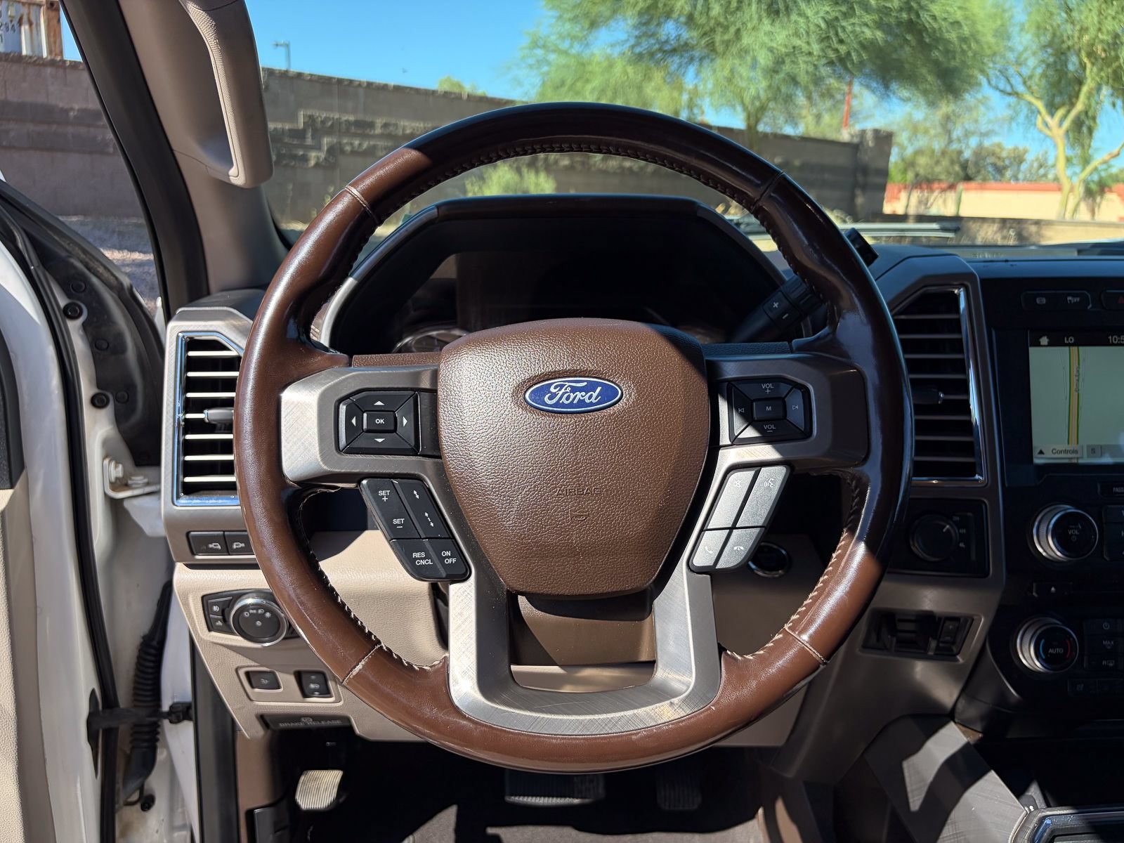 Used 2018 Ford F350 Limited AWD/4WD image 29