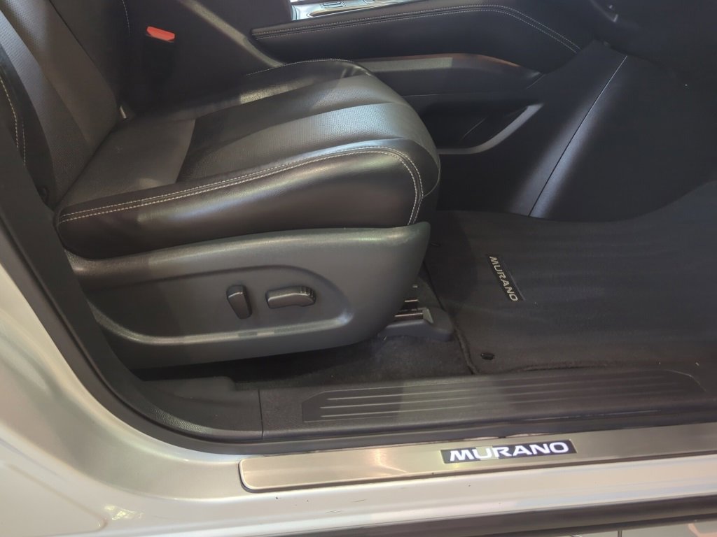 Used 2023 Nissan Murano SL w/ SL Moonroof Package image 50