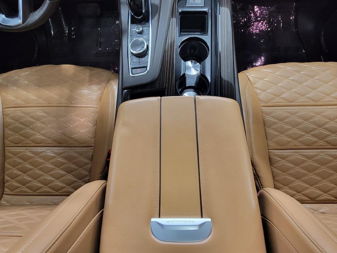 Certified 2021 Cadillac Escalade Sport AWD/4WD image 44