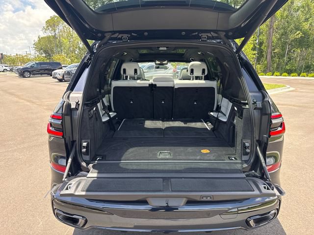 Used 2026 BMW X7 xDrive40i AWD/4WD image 17