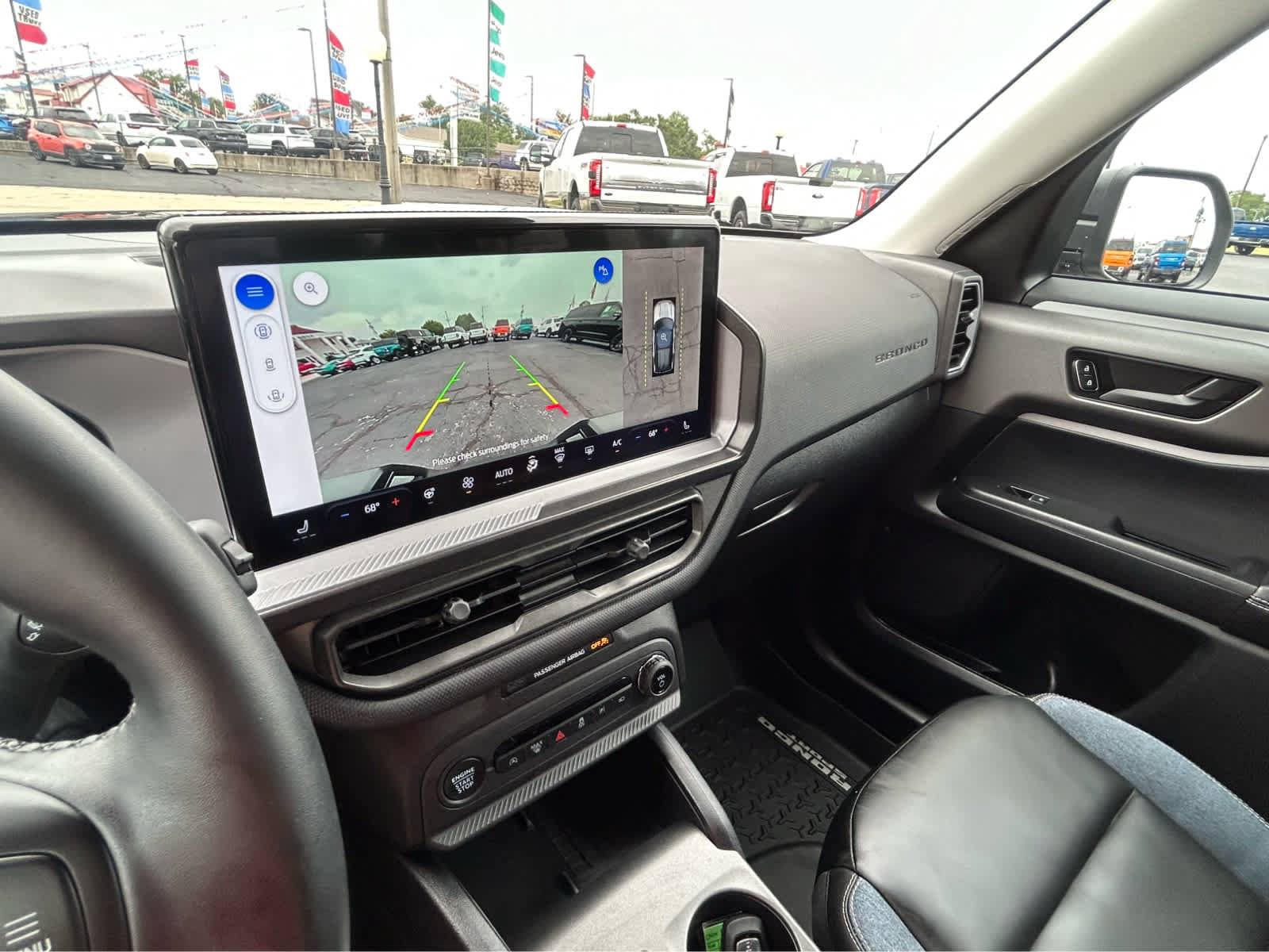 Used 2025 Ford Bronco Sport Outer Banks w/ Outer Banks Tech Package+ AWD/4WD image 35