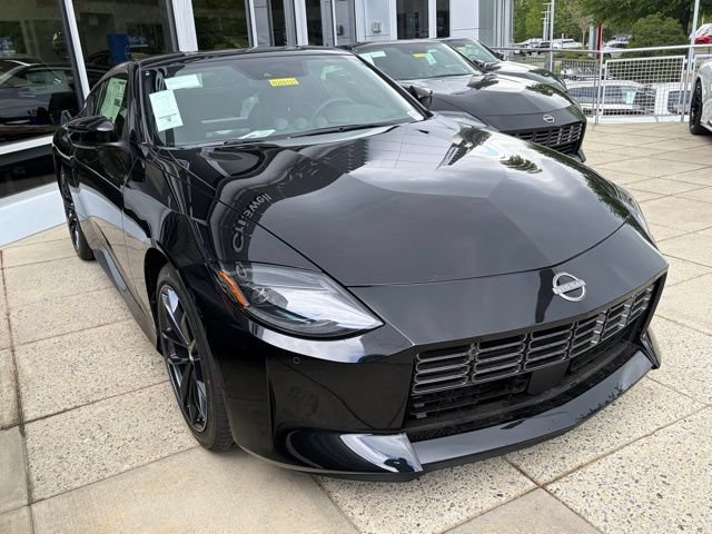New 2026 Nissan Z Performance w/ Floor Mat Package RWD image 2