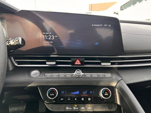 Used 2024 Hyundai Elantra SEL image 14