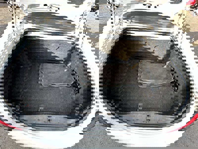 Used 2000 Jaguar XK8 Convertible image 12