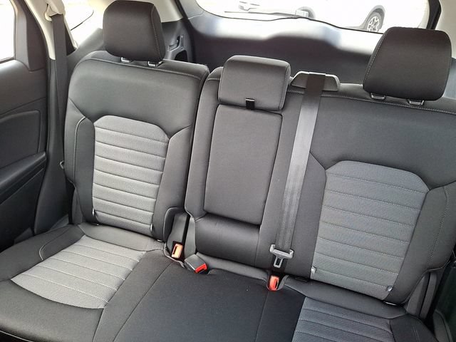 Used 2020 Ford Edge SE AWD/4WD image 18