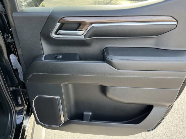 Used 2024 Chevrolet Silverado 1500 LT image 18