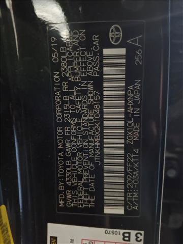 Used 2019 Toyota C-HR XLE image 16