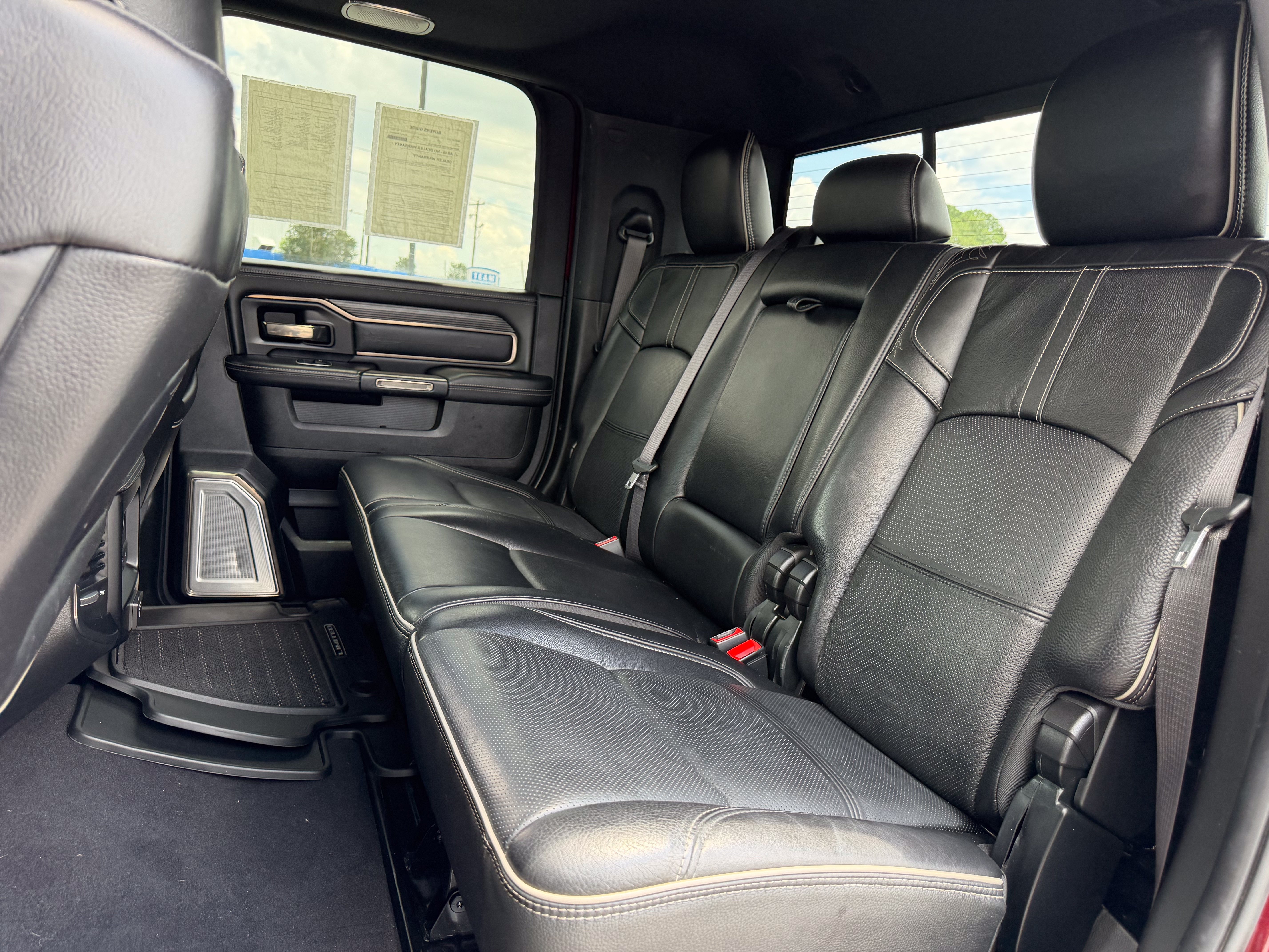 Used 2021 RAM 3500 Limited AWD/4WD image 32