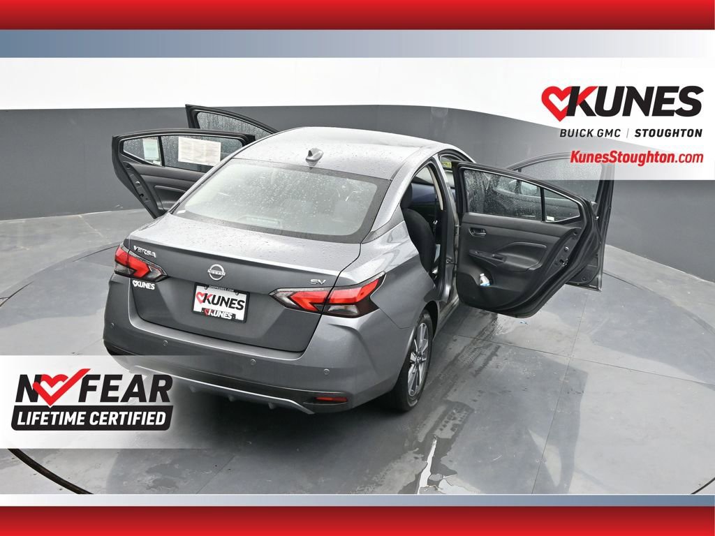 Used 2023 Nissan Versa SV image 52