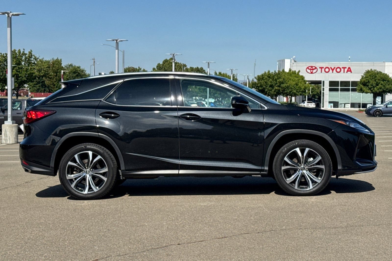 Used 2022 Lexus RX 350 AWD w/ Premium Package image 3