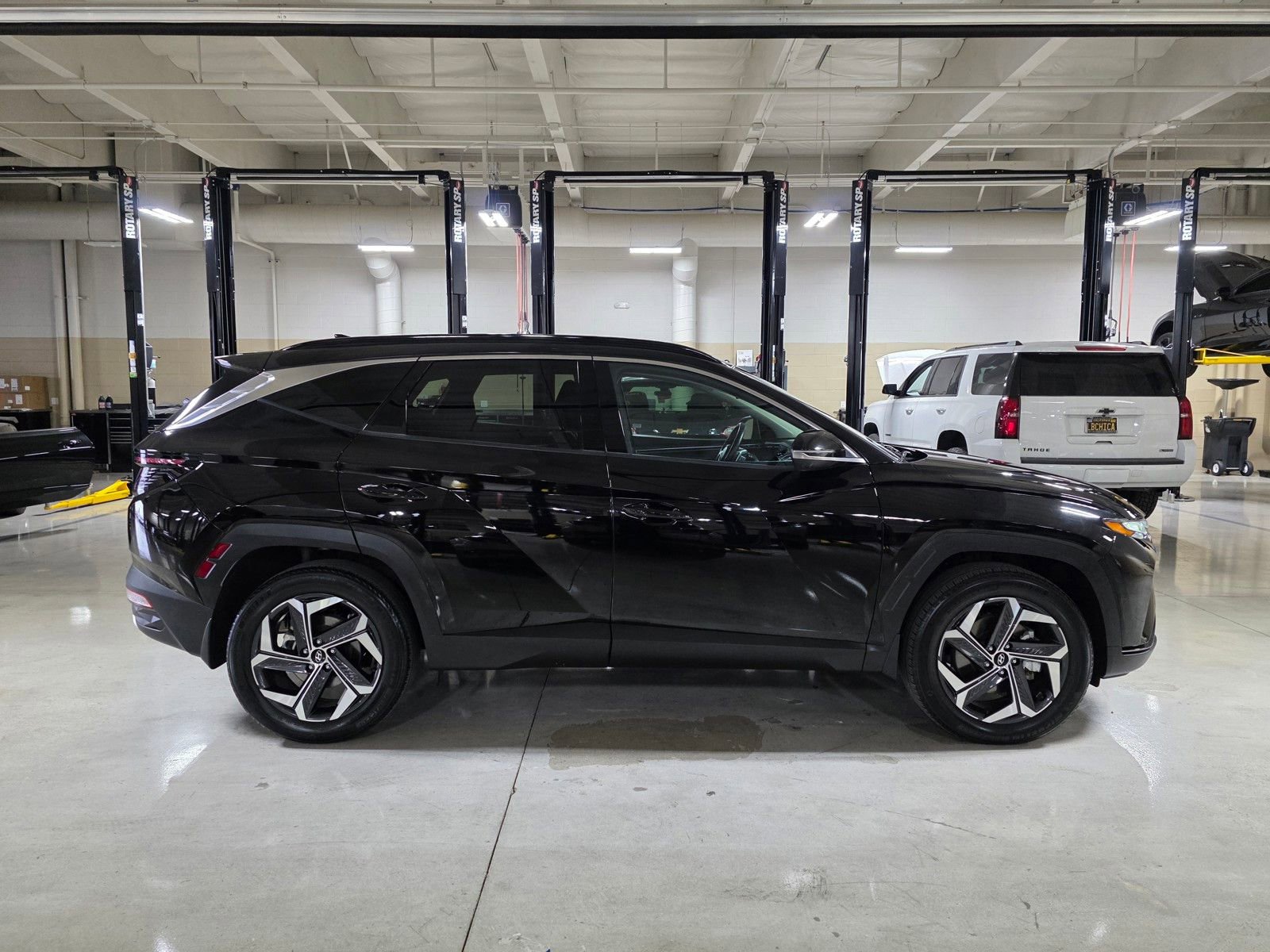 Certified 2023 Hyundai Tucson Limited AWD/4WD image 8