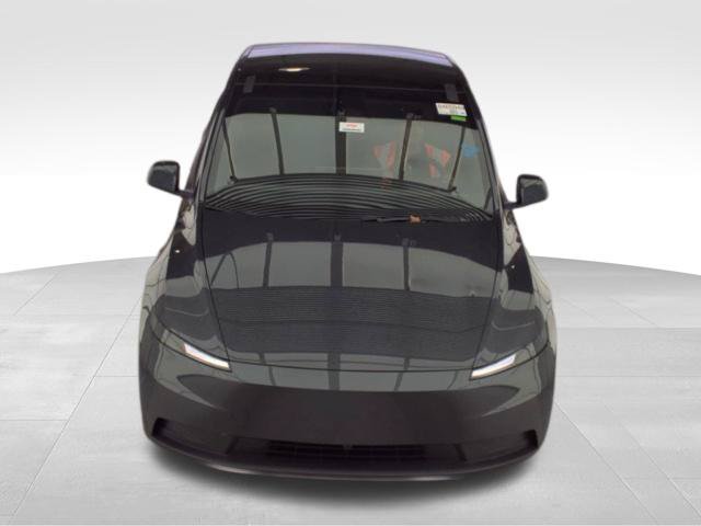 Used 2026 Tesla Model Y AWD image 2