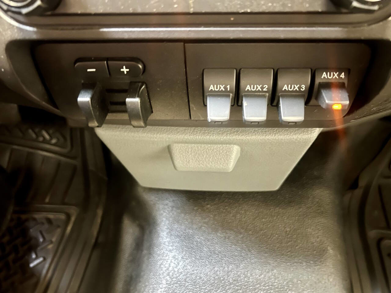 Used 2013 Ford F250 XL image 29