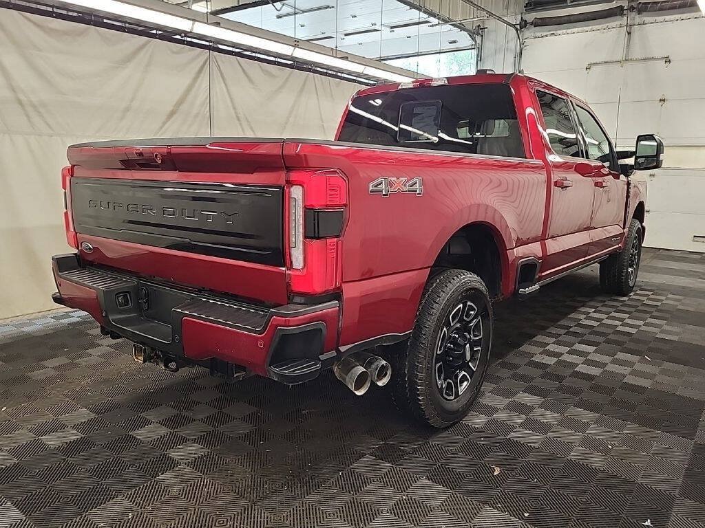 Used 2026 Ford F350 Platinum AWD/4WD image 3