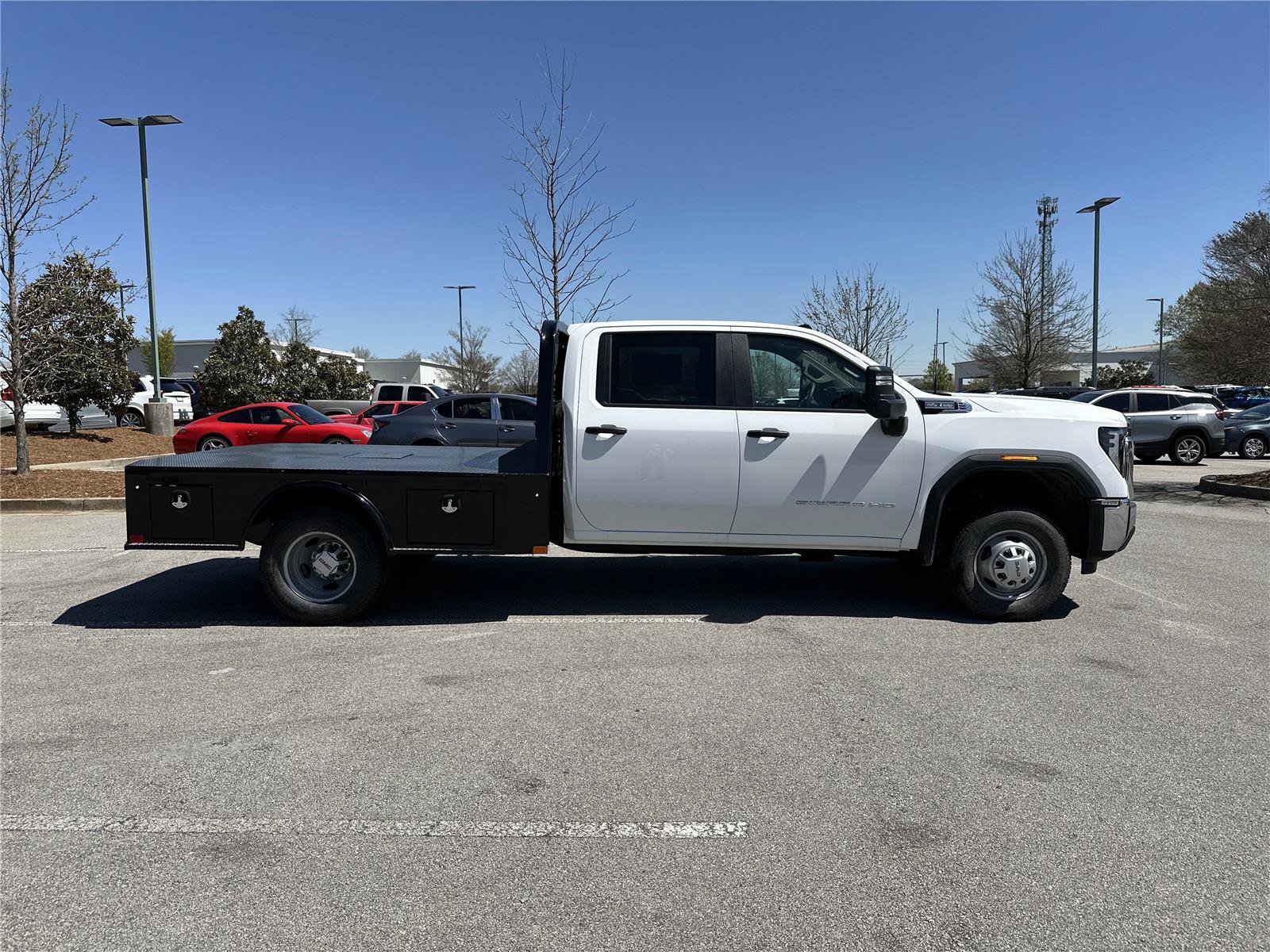 New 2025 GMC Sierra 3500 Pro w/ Convenience Package RWD image 8