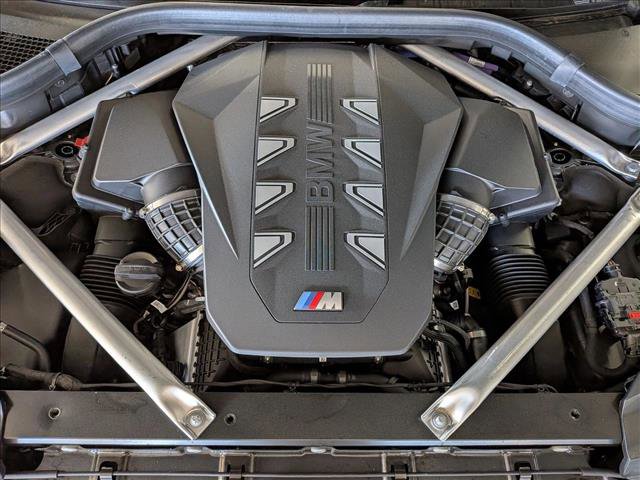 New 2025 BMW X7 M60i w/ Climate Comfort Package image 17