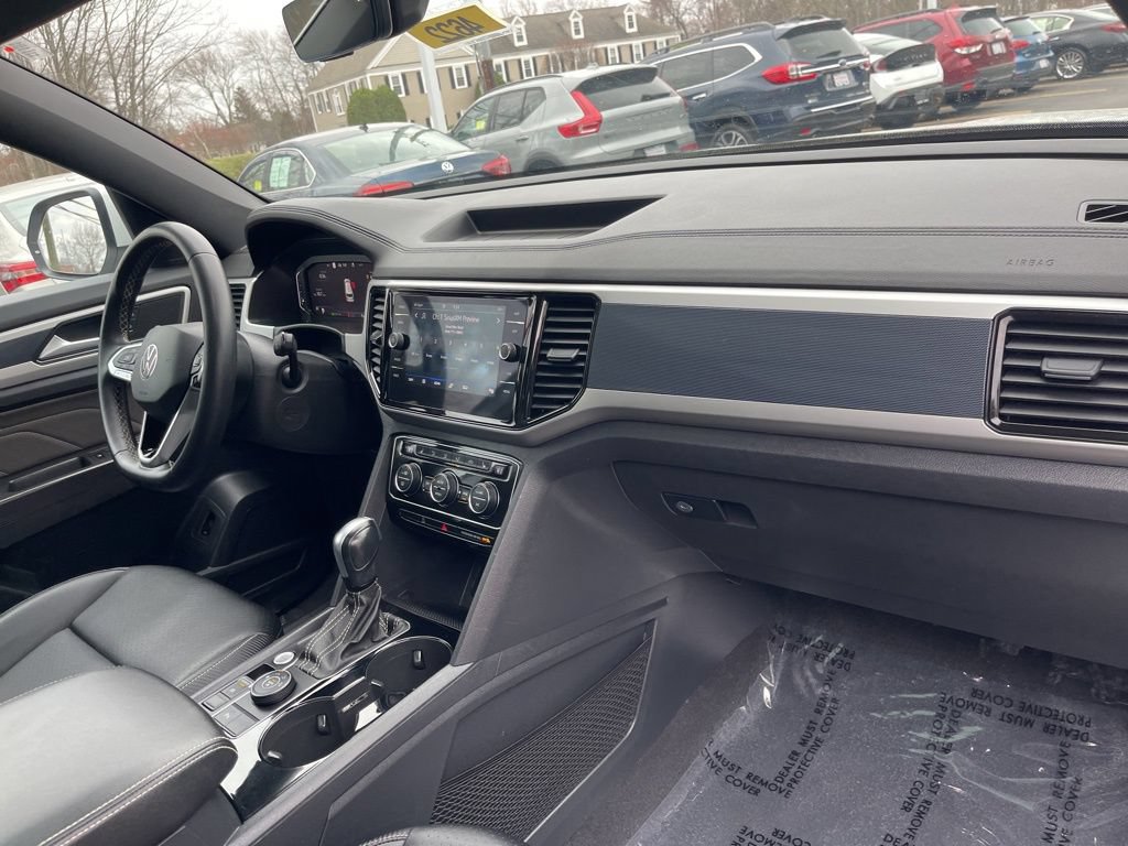 Used 2023 Volkswagen Atlas Cross Sport SEL AWD/4WD image 13