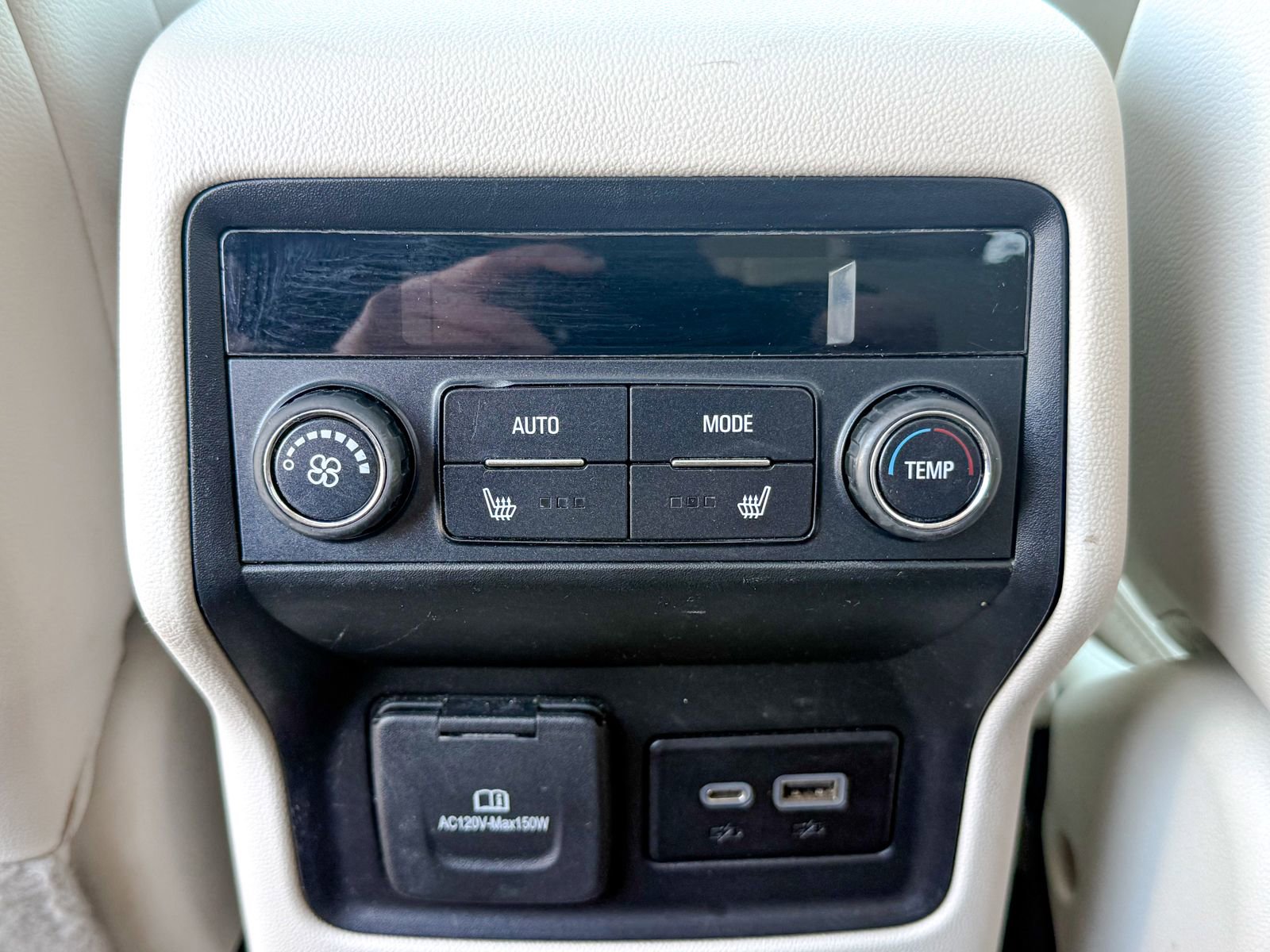 Used 2020 GMC Acadia Denali w/ Technology Package AWD/4WD image 24