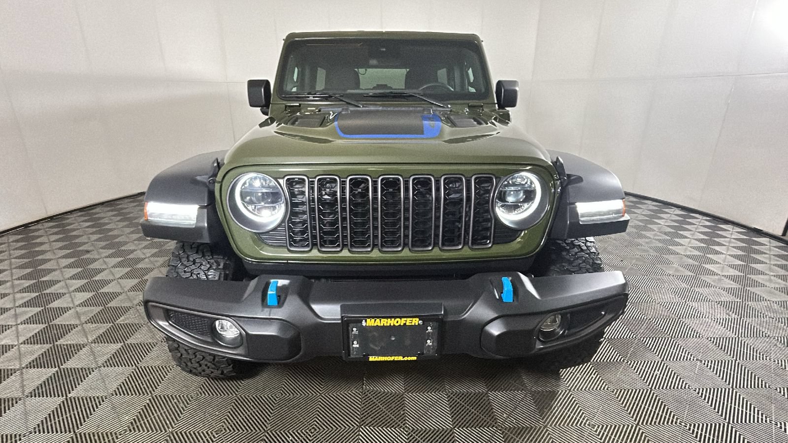 Used 2024 Jeep Wrangler Unlimited Rubicon 4xe AWD/4WD image 9