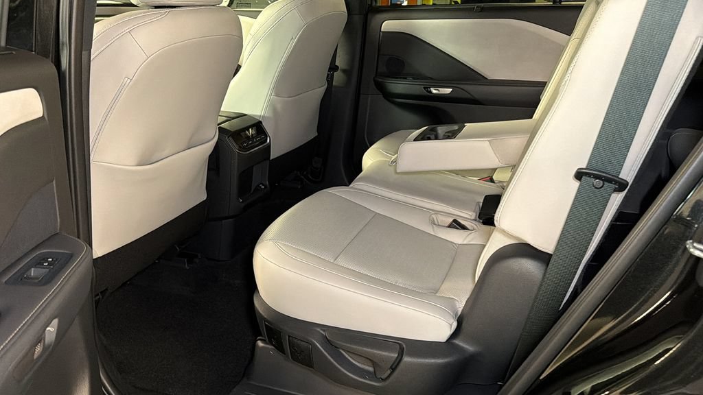 Certified 2025 Lexus TX 350 AWD w/ Technology Package image 17