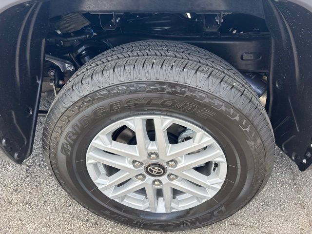 Certified 2026 Toyota Tundra SR5 AWD/4WD image 5