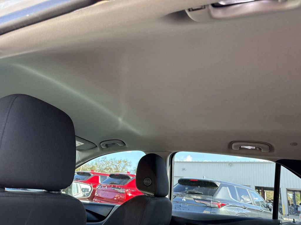 Used 2020 Chevrolet Equinox LS image 15