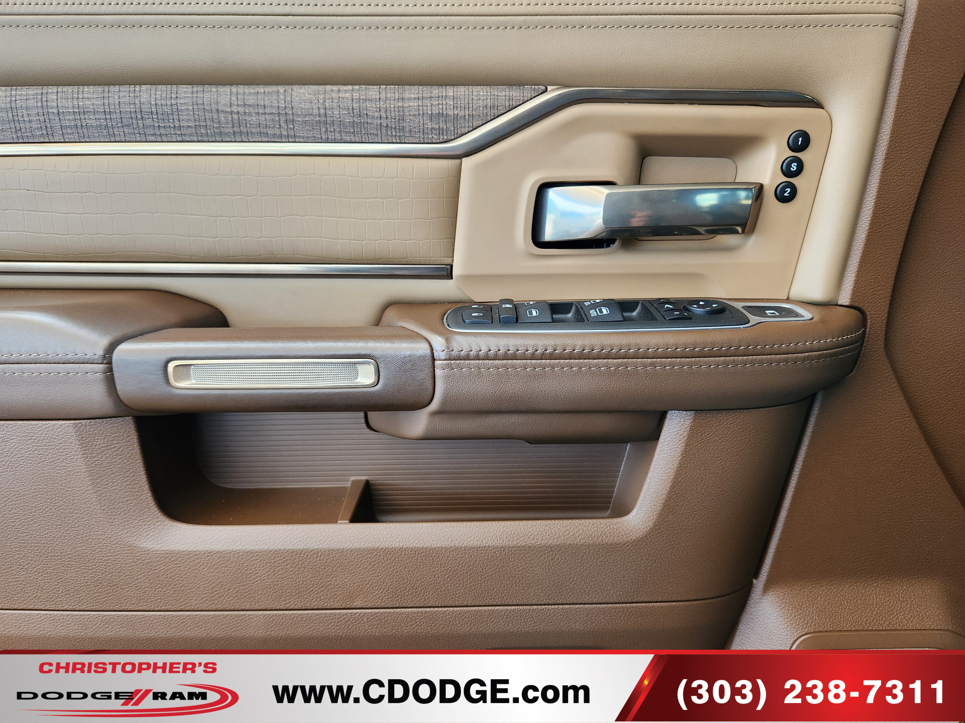 Used 2022 RAM 3500 Limited AWD/4WD image 13