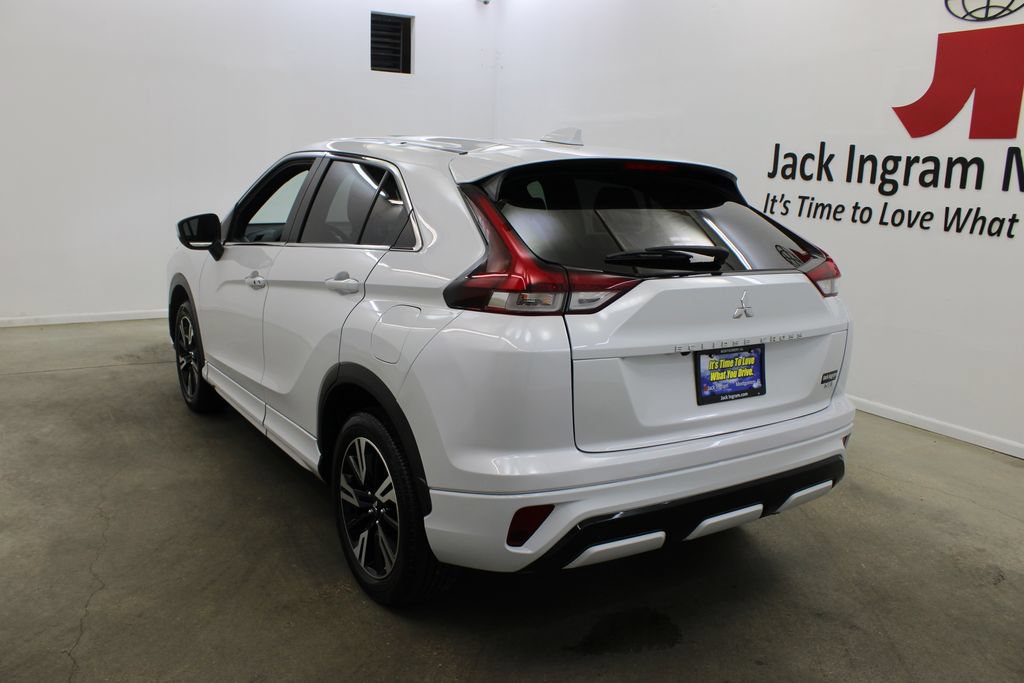 Used 2025 Mitsubishi Eclipse Cross SEL AWD/4WD image 3