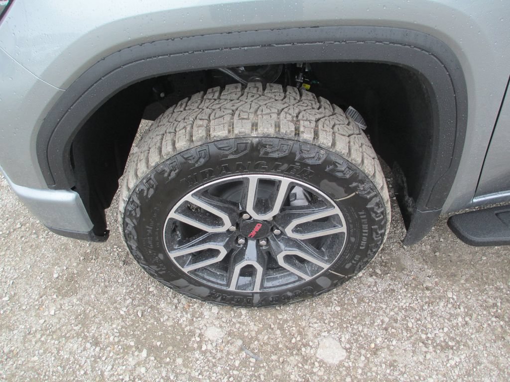 New 2026 GMC Sierra 1500 AT4 w/ AT4 Premium Package AWD/4WD image 14