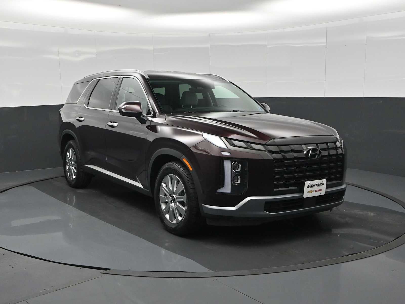 Used 2024 Hyundai Palisade SEL AWD/4WD image 2