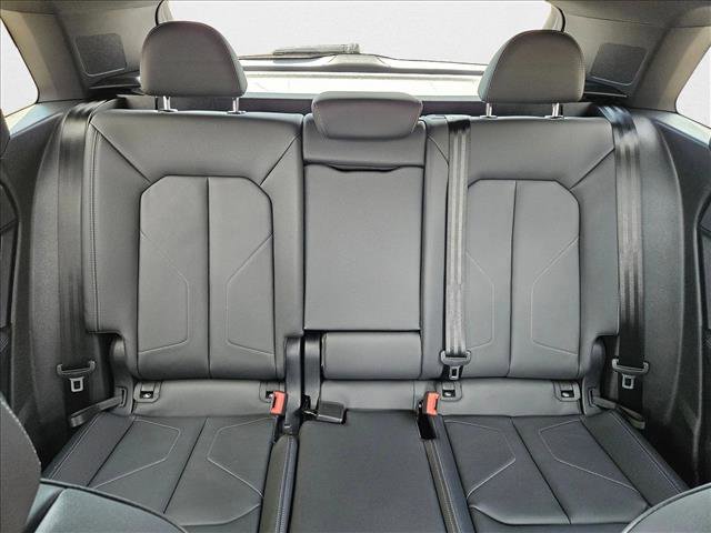 New 2025 Audi Q3 2.0T Premium image 15